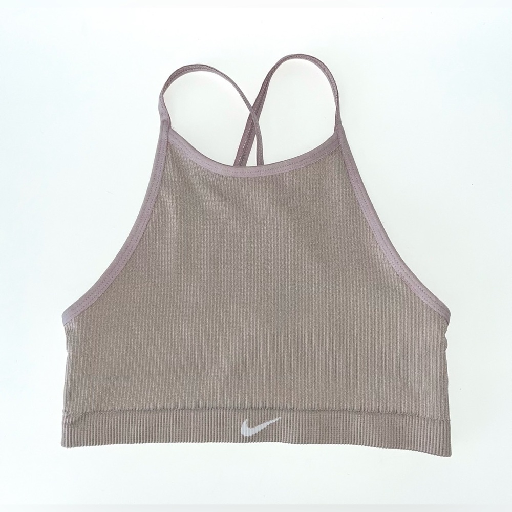 NWT Nike Women’s Seamless Sports Bra Small